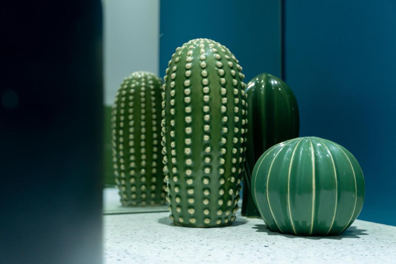 Cozy Apartment Puerta Del Sol & Private Patio มาดริด ภายนอก รูปภาพ